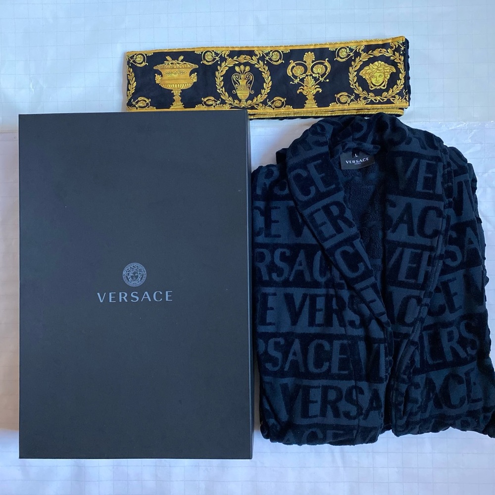 COPY - Versace Logo Toweling Baroque Bathrobe Navy